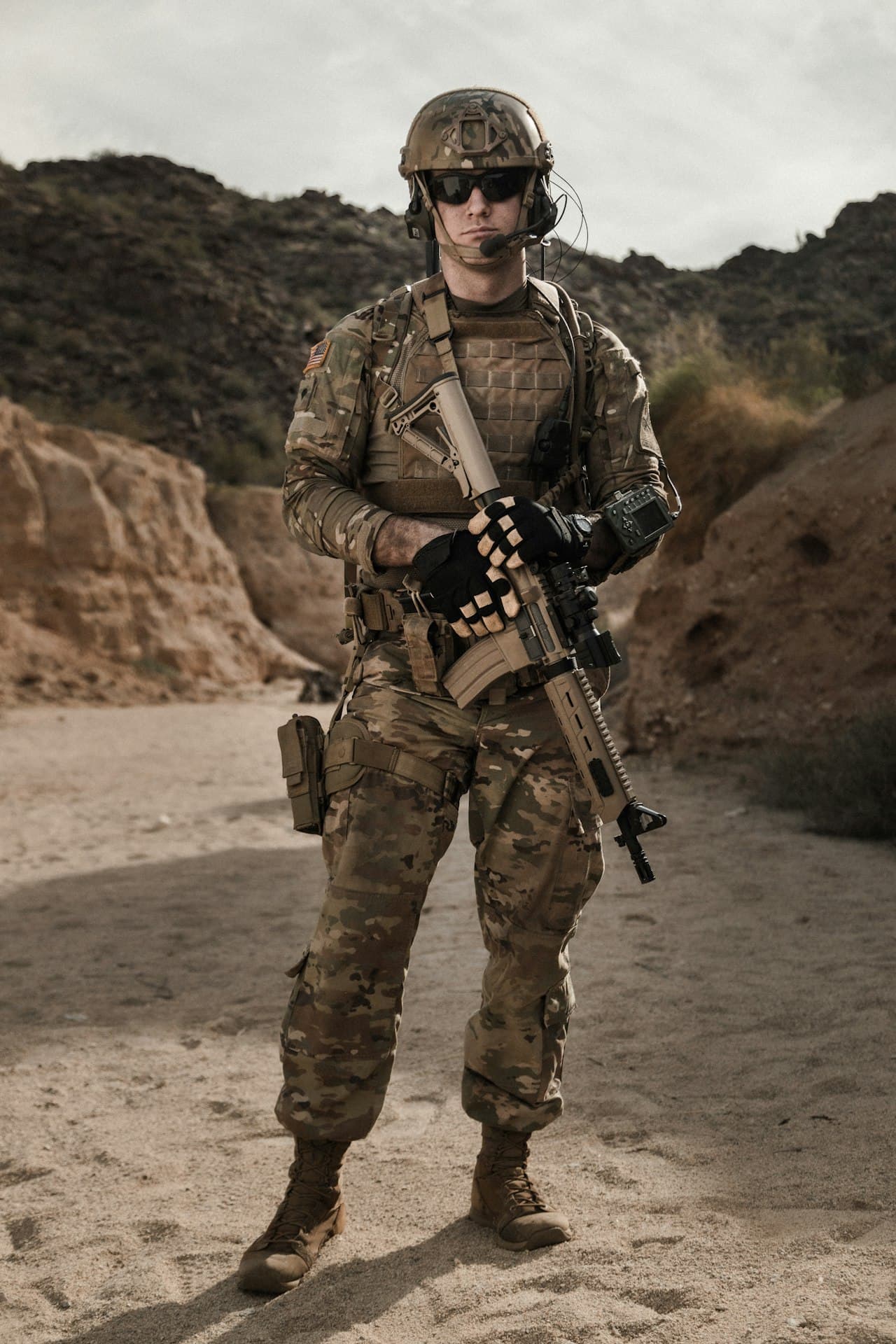 Military discipline and team leadership under pressure